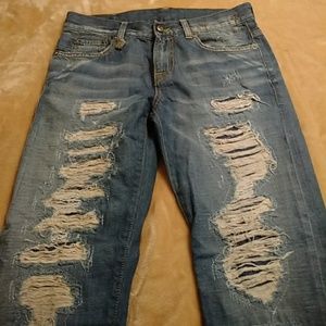 Relaxed skinny jeans